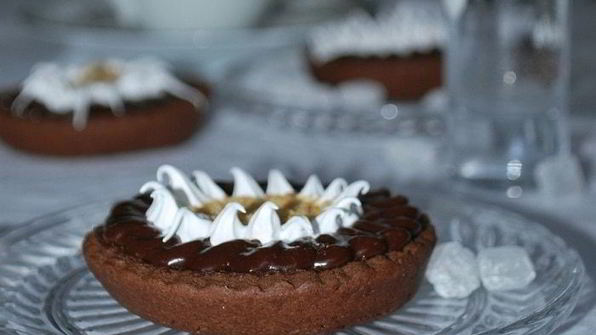 шоколадно-мятные пирожные с арахисовой пастой