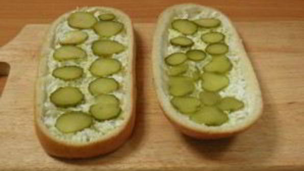 домашняя пицца на батоне