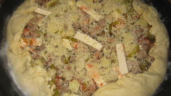 пицца на домашнем дрожжевом тесте