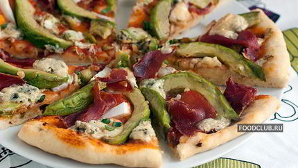 Пицца с авокадо