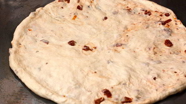 пицца с авокадо