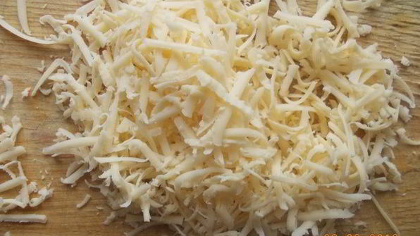 пицца с салями и грибами