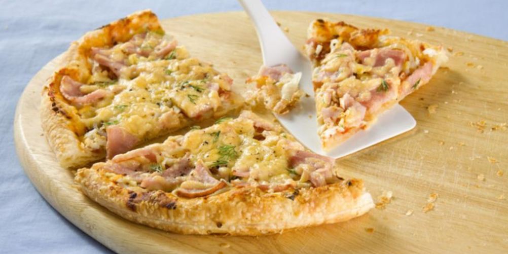 Рецепт пиццы с ветчиной и лечо