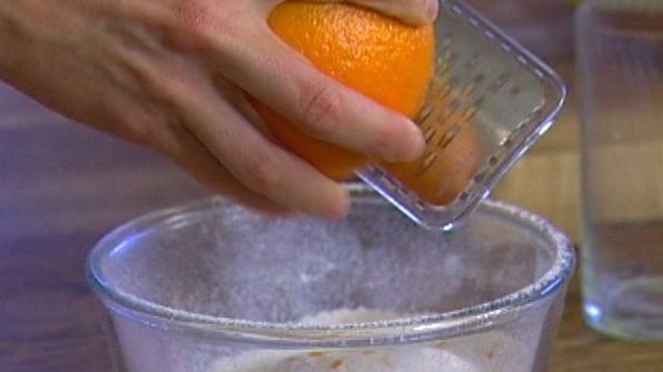 апельсиновые пончики с шоколадным соусом