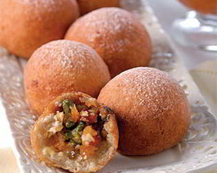 Быстрые творожно-фруктовые пончики