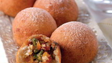 Быстрые творожно-фруктовые пончики