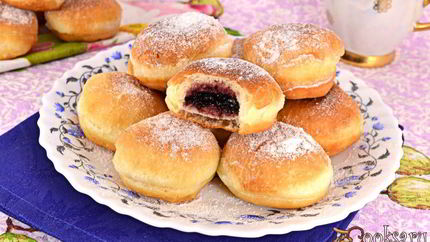 Дрожжевые пончики с начинкой