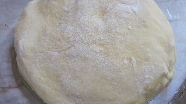 пончики с клубничной начинкой