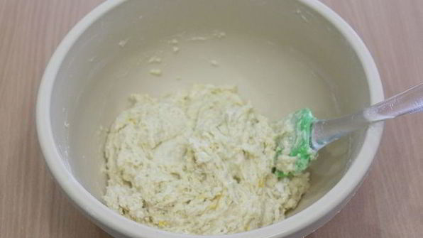 пончики zeppole с апельсиновым ароматом и нежностью яблока