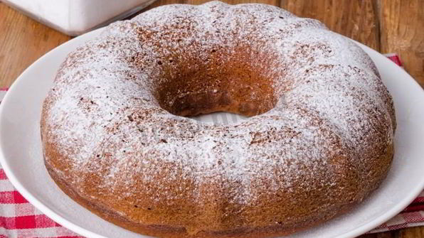 коврижка на кефире с вареньем