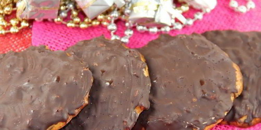 Рецепт нюрнбернских пряников с миндалем и цитрусовыми цукатами