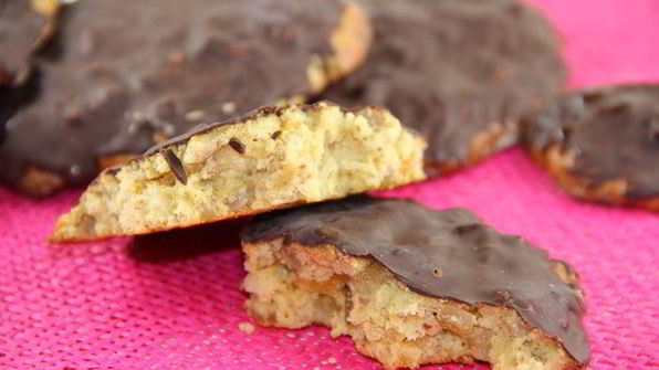 нюрнбернские пряники с миндалем и цитрусовыми цукатами