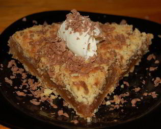 Яблочно-ореховая мармеладная коврижка