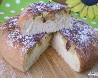 Шарлотка без дрожжей