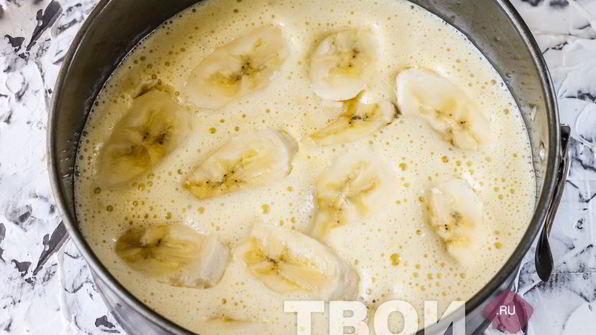 шарлотка с бананами