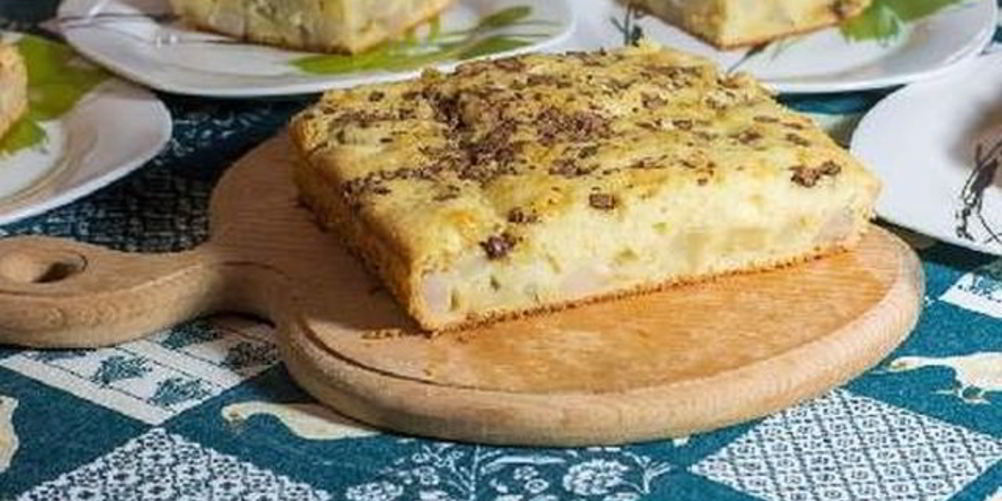 Рецепт шарлотки с грушами и топленым молоком