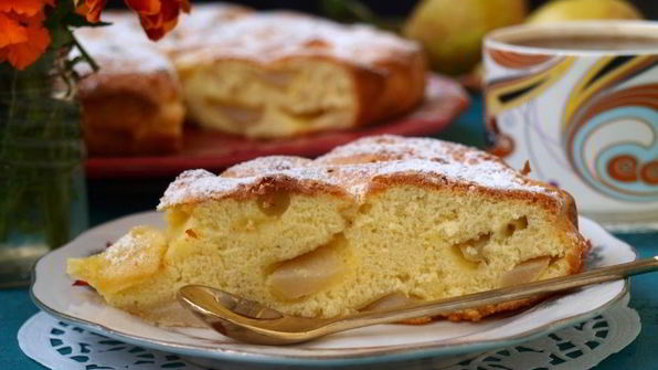 шарлотка с грушами