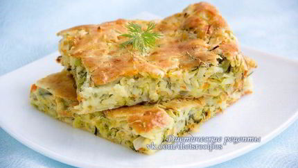 Шарлотка с капустой и морковью