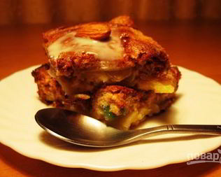 Шарлотка с сухофруктами