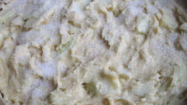 шарлотка с яблоками