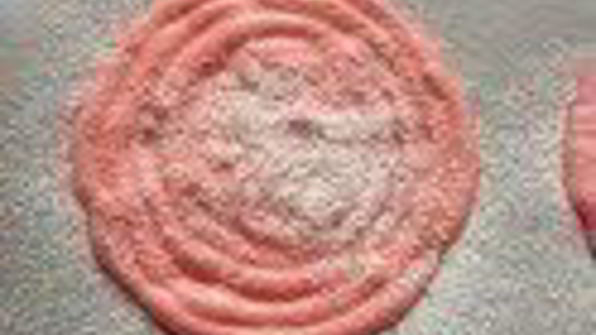 шарлотка с запеченным ревенем, баварским фисташковым кремом и клубникой