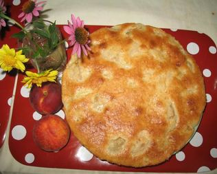 Яблочная шарлотка без яиц