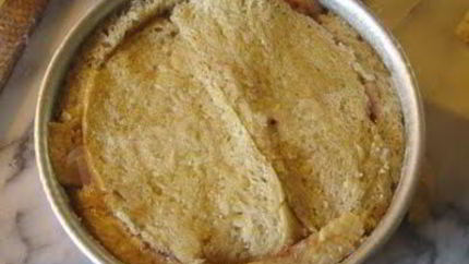 Яблочная шарлотка из хлеба в чудо-печке