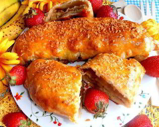 Банановый штрудель в мармеладной карамели