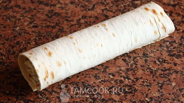 ленивый штрудель из лаваша с яблоками