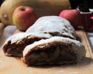 Органический яблочный штрудель