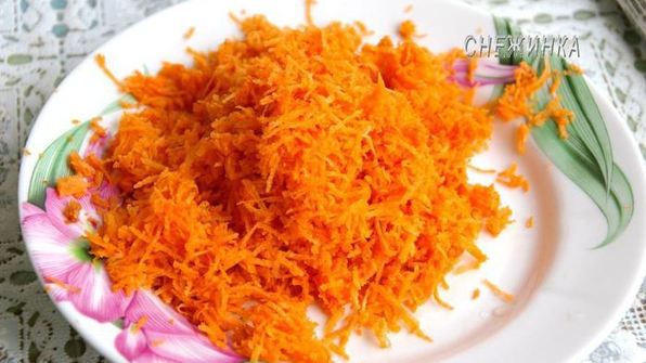 рисовый штрудель с томатно-яблочным джемом