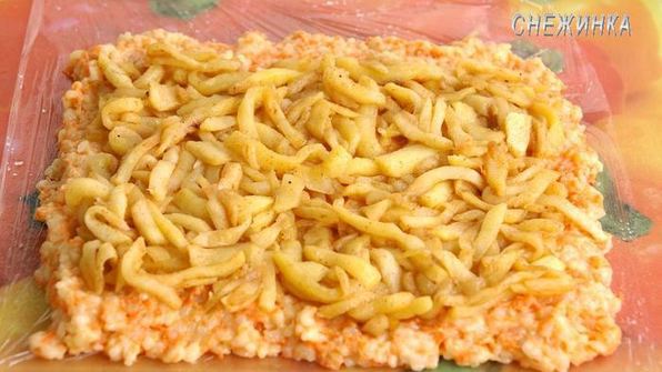 рисовый штрудель с томатно-яблочным джемом