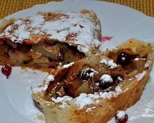 Штрудель с грушей