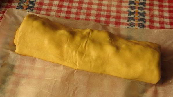 штрудель с крабовыми палочками