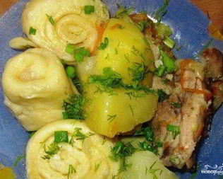 Штрудель с курицей и картошкой