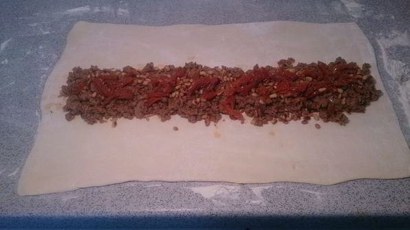 штрудель с мясом