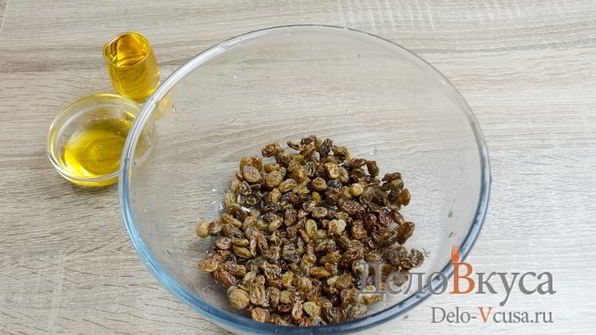 штрудель с яблоками, изюмом и грецкими орехами