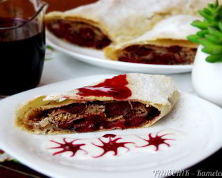 Вишневый штрудель