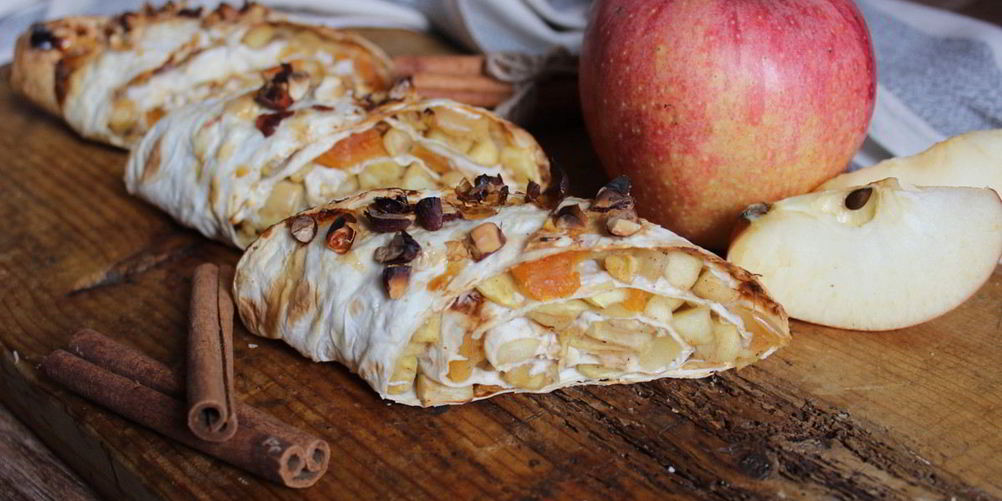 Рецепт яблочного штруделя из лаваша