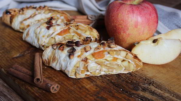 яблочный штрудель из лаваша