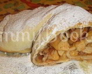 Яблочный штрудель с орехами