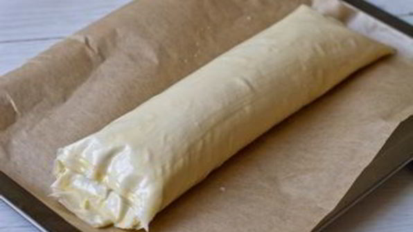 закусочный штрудель с грибами и сыром