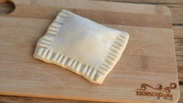 слойки с вареньем из слоеного теста