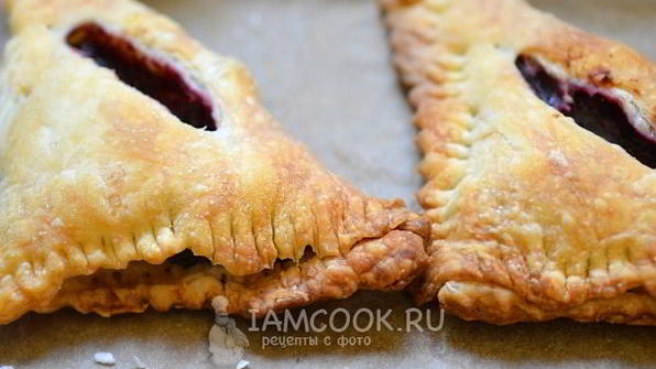 слойки с вишней