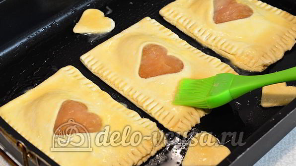 слойки с яблочным пюре