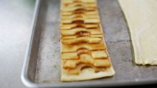 слойки с яблоками из бездрожжевого теста