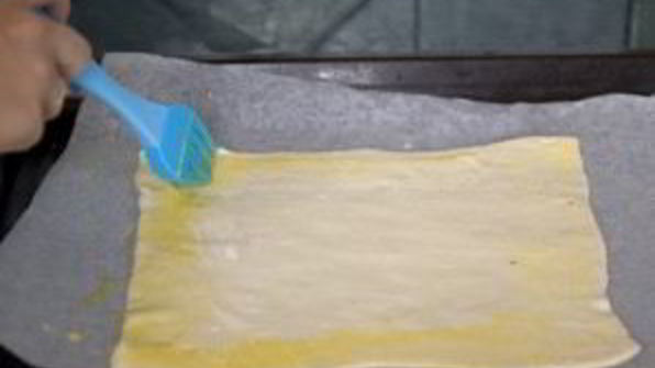 слойки с яблоками