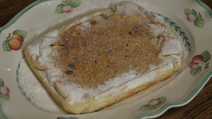 Лимонный творожник с изюмом