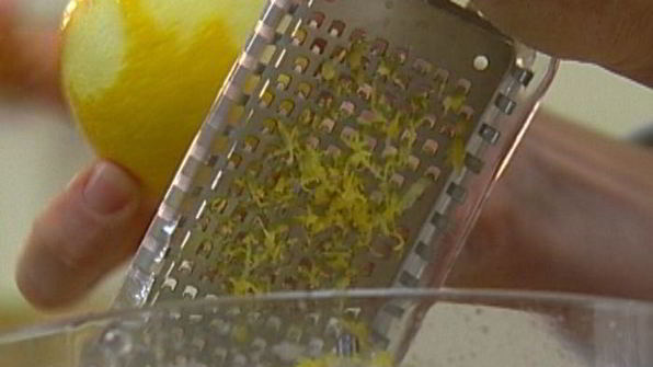 лимонный творожник с изюмом