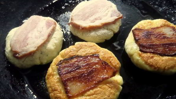 несладкие сырники с беконом